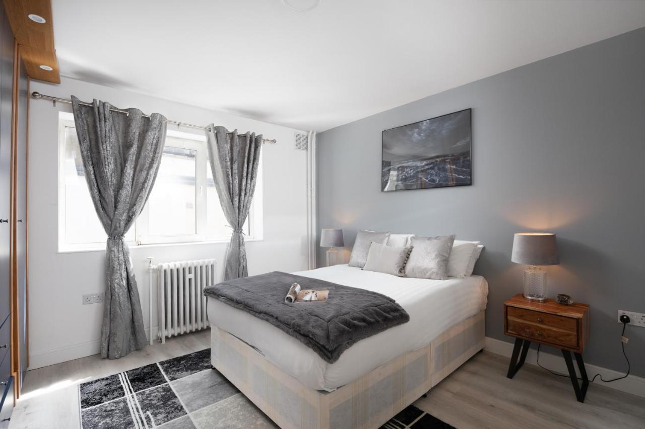 Spacious 4 Bedroom House Next To Kensington Palace London Exterior foto