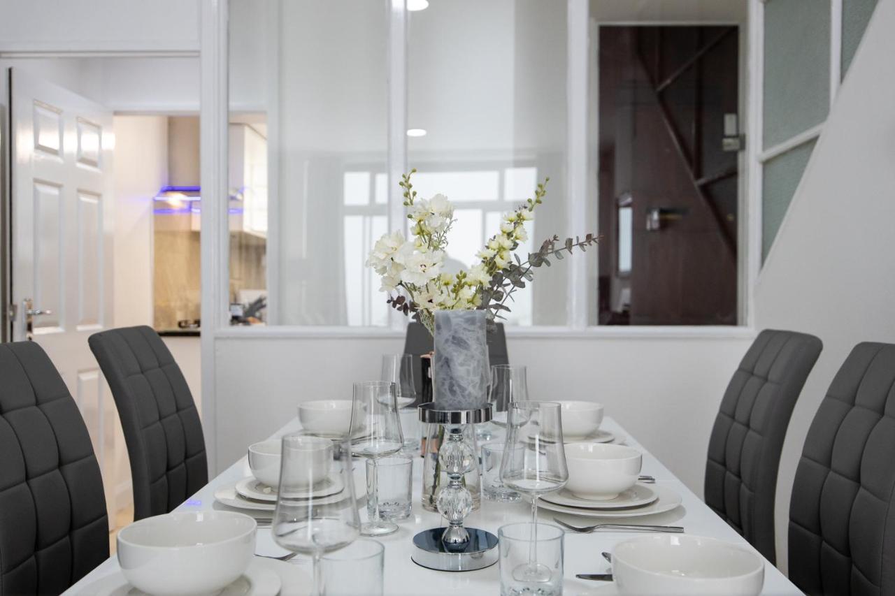 Spacious 4 Bedroom House Next To Kensington Palace London Exterior foto